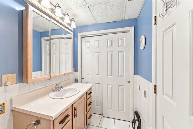 100 Spring Water Drive, Woonsocket, RI 02895