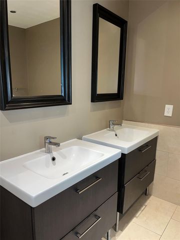 3252 NW 121ST Avenue, Sunrise, FL 33323