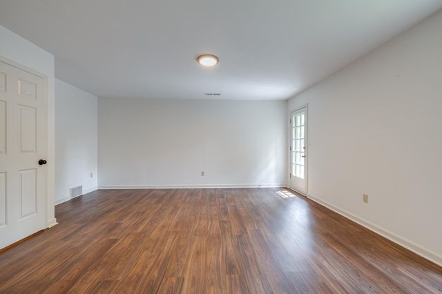 2926 ELMRIDGE CV, Germantown, TN 38138