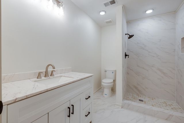 2926 ELMRIDGE CV, Germantown, TN 38138