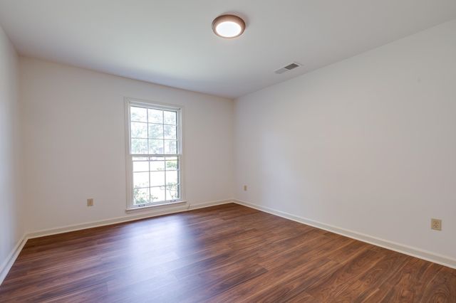 2926 ELMRIDGE CV, Germantown, TN 38138