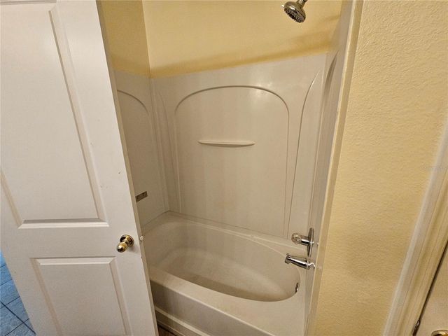 5013 BALLARK STREET, Mount Dora, FL 32757