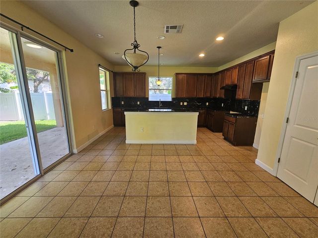 5013 BALLARK STREET, Mount Dora, FL 32757