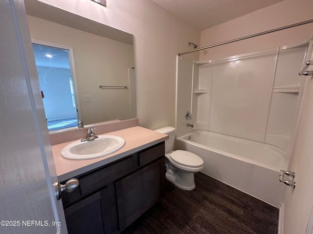 316 PISTACHIO Place, Jacksonville, FL 32216