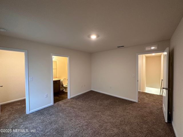 316 PISTACHIO Place, Jacksonville, FL 32216
