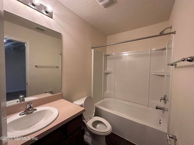316 PISTACHIO Place, Jacksonville, FL 32216