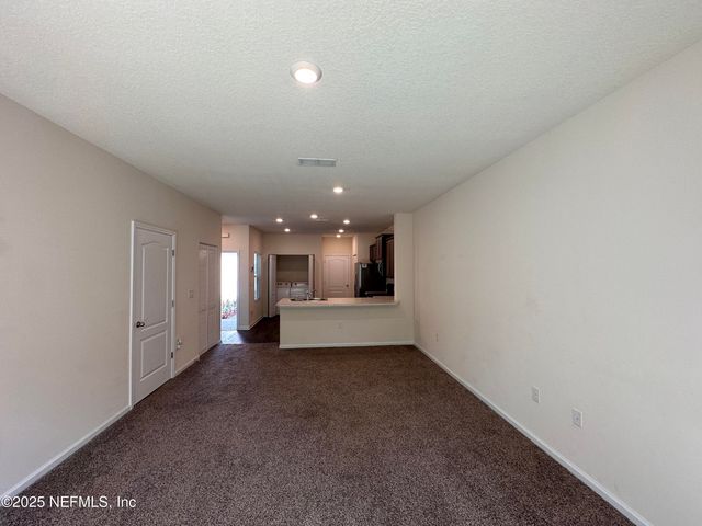 316 PISTACHIO Place, Jacksonville, FL 32216