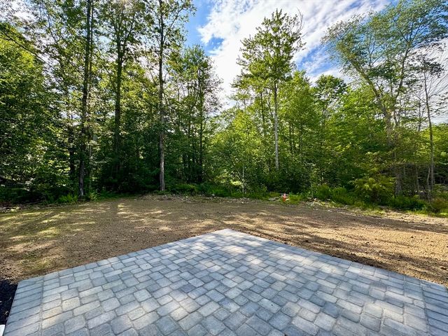 27 Popple Camp Rd, Petersham, MA 01366