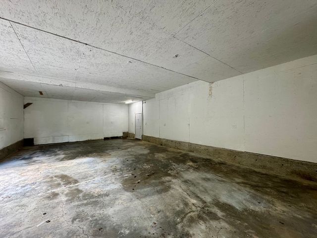 27 Popple Camp Rd, Petersham, MA 01366