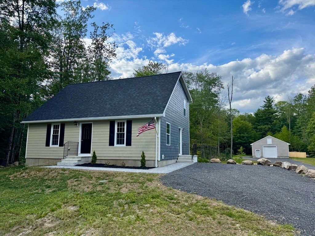 27 Popple Camp Rd, Petersham, MA 01366