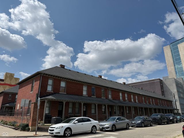 1486 N Illinois Street 1, Indianapolis, IN 46202