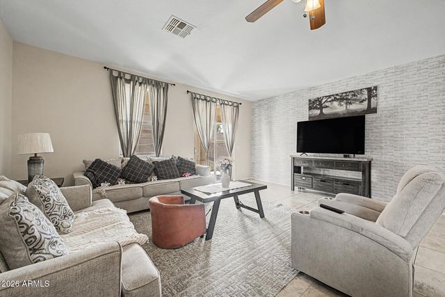 3113 W DUNBAR Drive, Phoenix, AZ 85041