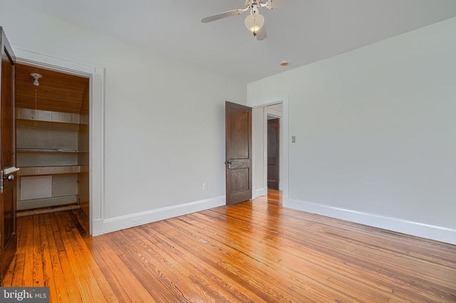 2210 LAKE AVE, Baltimore, MD 21213