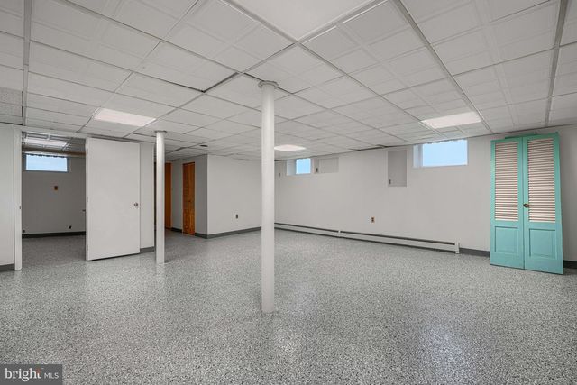 2210 LAKE AVE, Baltimore, MD 21213