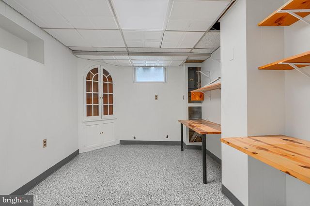 2210 LAKE AVE, Baltimore, MD 21213