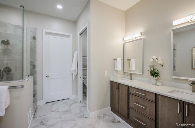 479 Newburne Pointe, Bloomfield Hills, MI 48304