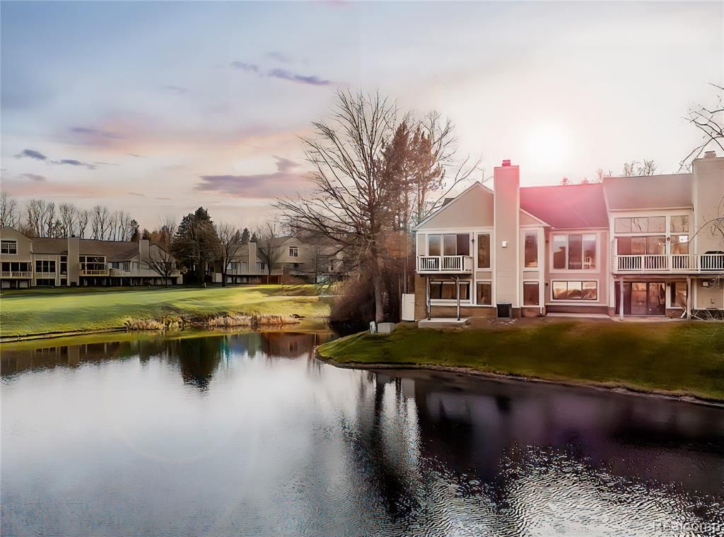 479 Newburne Pointe, Bloomfield Hills, MI 48304