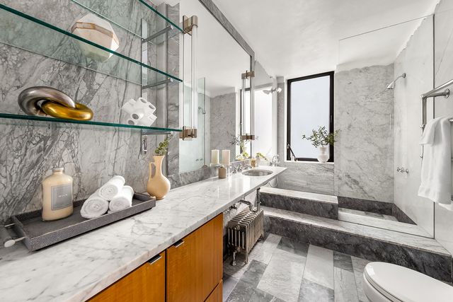 164 E 71st Street, New York City, NY 10021