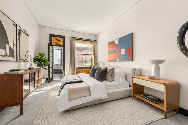 164 E 71st Street, New York City, NY 10021