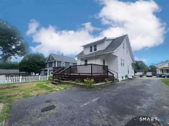 39 Geer Avenue, Norwich, CT 06360