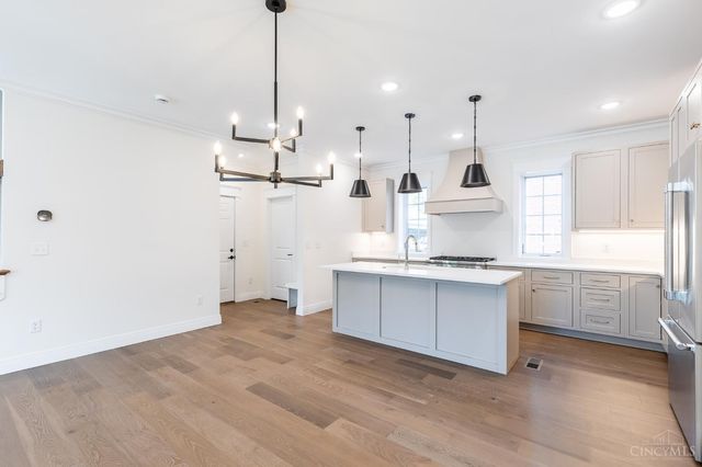 3506 Shaw Avenue, Cincinnati, OH 45208