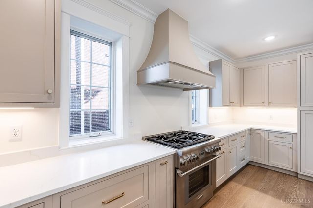 3506 Shaw Avenue, Cincinnati, OH 45208