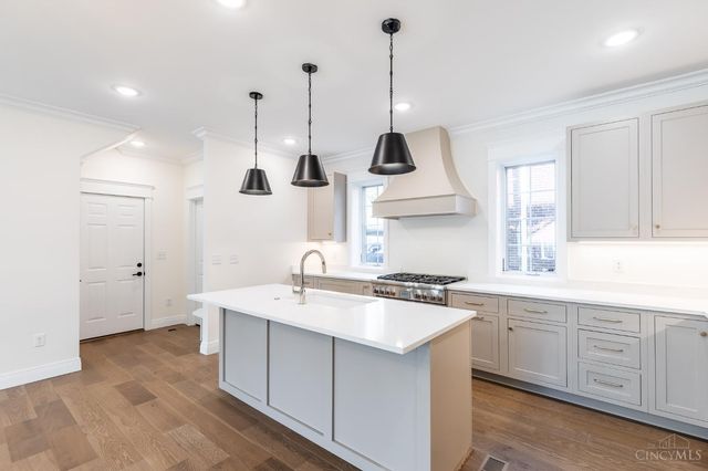 3506 Shaw Avenue, Cincinnati, OH 45208