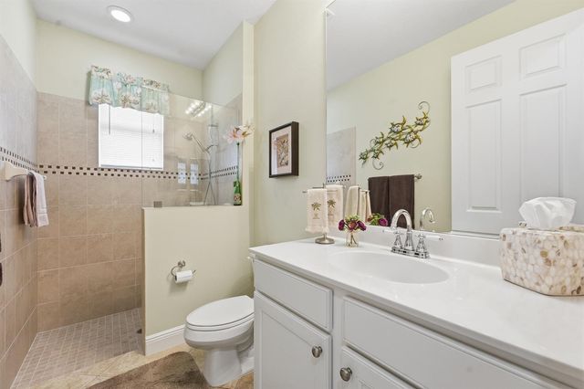 1215 Southlakes Way SW, Vero Beach, FL 32968
