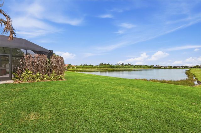 1215 Southlakes Way SW, Vero Beach, FL 32968