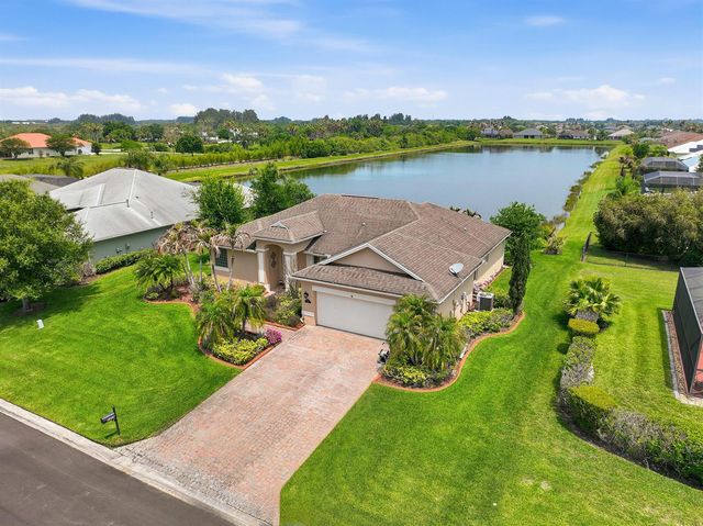 1215 Southlakes Way SW, Vero Beach, FL 32968