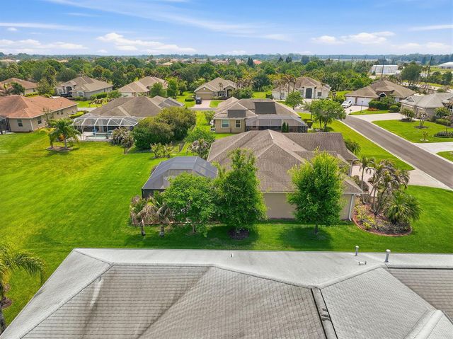 1215 Southlakes Way SW, Vero Beach, FL 32968