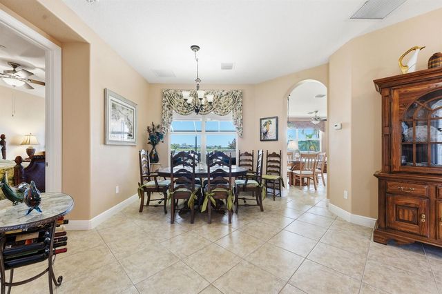 1215 Southlakes Way SW, Vero Beach, FL 32968