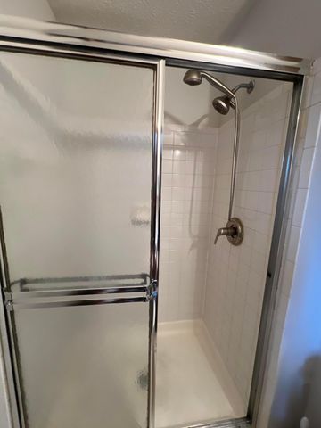 433 Hances Drive, Blacklick, OH 43004