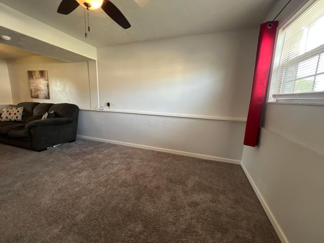 433 Hances Drive, Blacklick, OH 43004