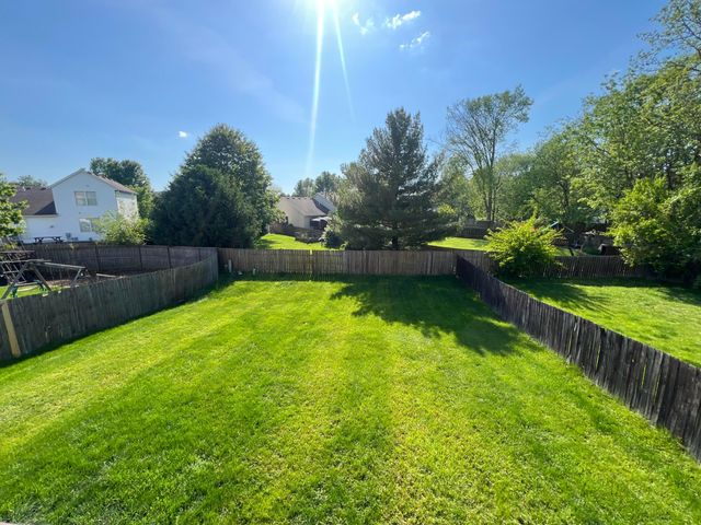 433 Hances Drive, Blacklick, OH 43004