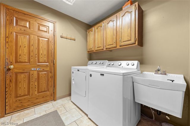 9431 Yvonne Drive, North Royalton, OH 44133