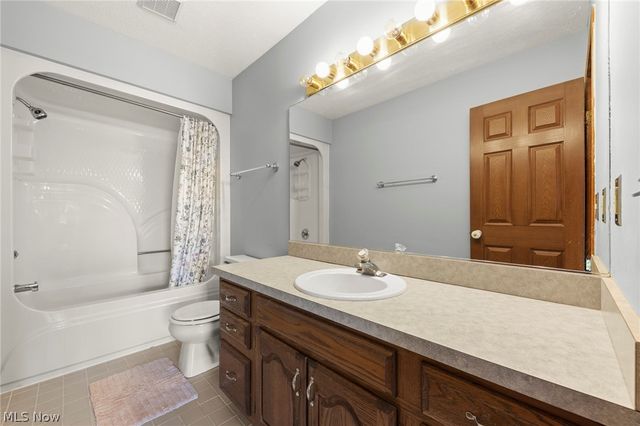 9431 Yvonne Drive, North Royalton, OH 44133