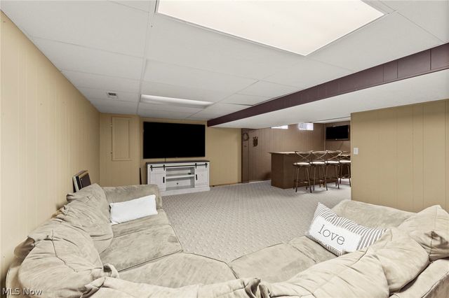 9431 Yvonne Drive, North Royalton, OH 44133