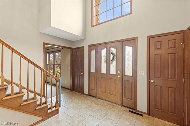 9431 Yvonne Drive, North Royalton, OH 44133