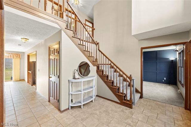 9431 Yvonne Drive, North Royalton, OH 44133