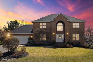 9431 Yvonne Drive, North Royalton, OH 44133