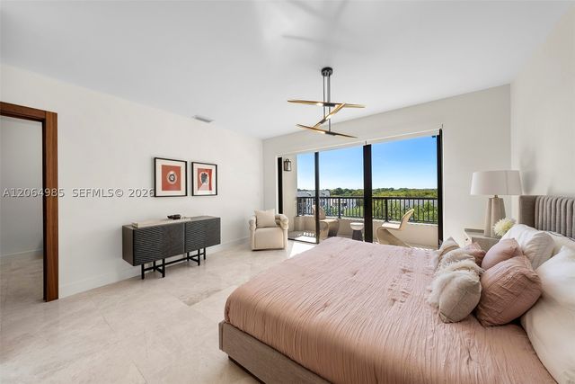 701 Valencia Ave 405, Coral Gables, FL 33134