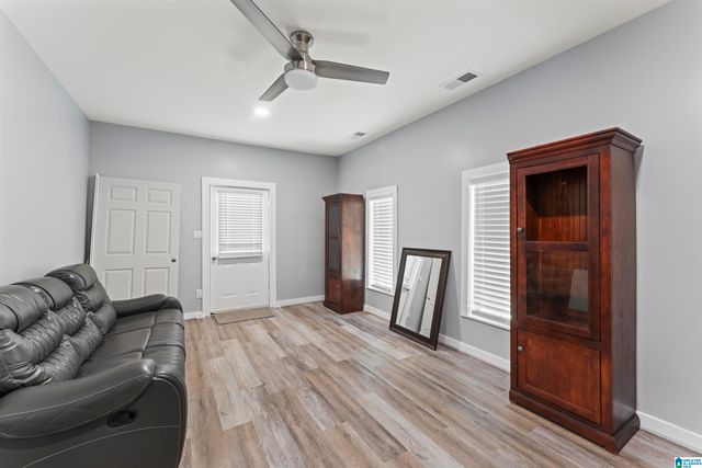 504 SHELTERED COVE ROAD, Jasper, AL 35504