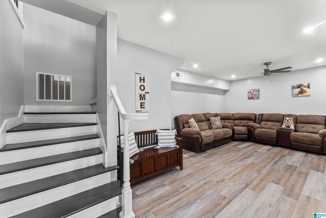 504 SHELTERED COVE ROAD, Jasper, AL 35504