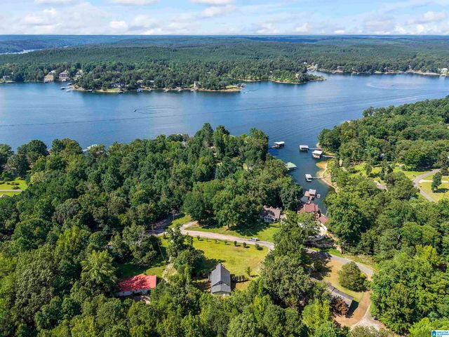 504 SHELTERED COVE ROAD, Jasper, AL 35504