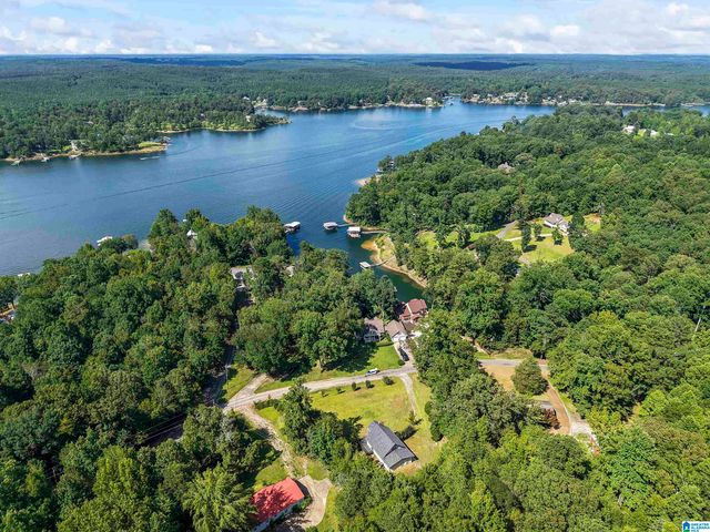 504 SHELTERED COVE ROAD, Jasper, AL 35504