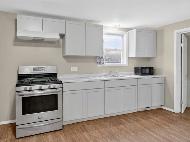 791 West Broad Street, Rochester, NY 14608