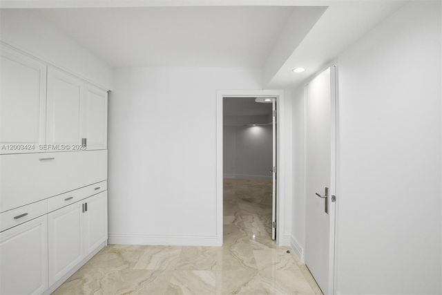 600 Grapetree Dr 4BS, Key Biscayne, FL 33149