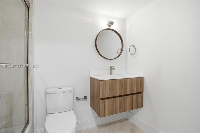 600 Grapetree Dr 4BS, Key Biscayne, FL 33149