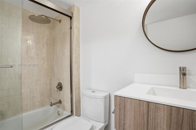 600 Grapetree Dr 4BS, Key Biscayne, FL 33149